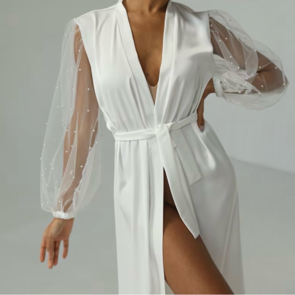 The Robe US Pearl Robe